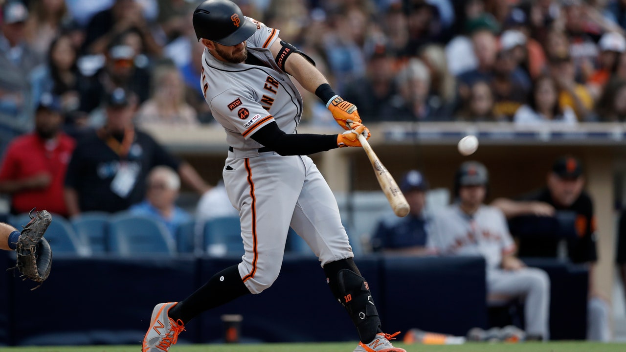 Longoria, Dickerson homer in Giants' 7-5 win vs Padres